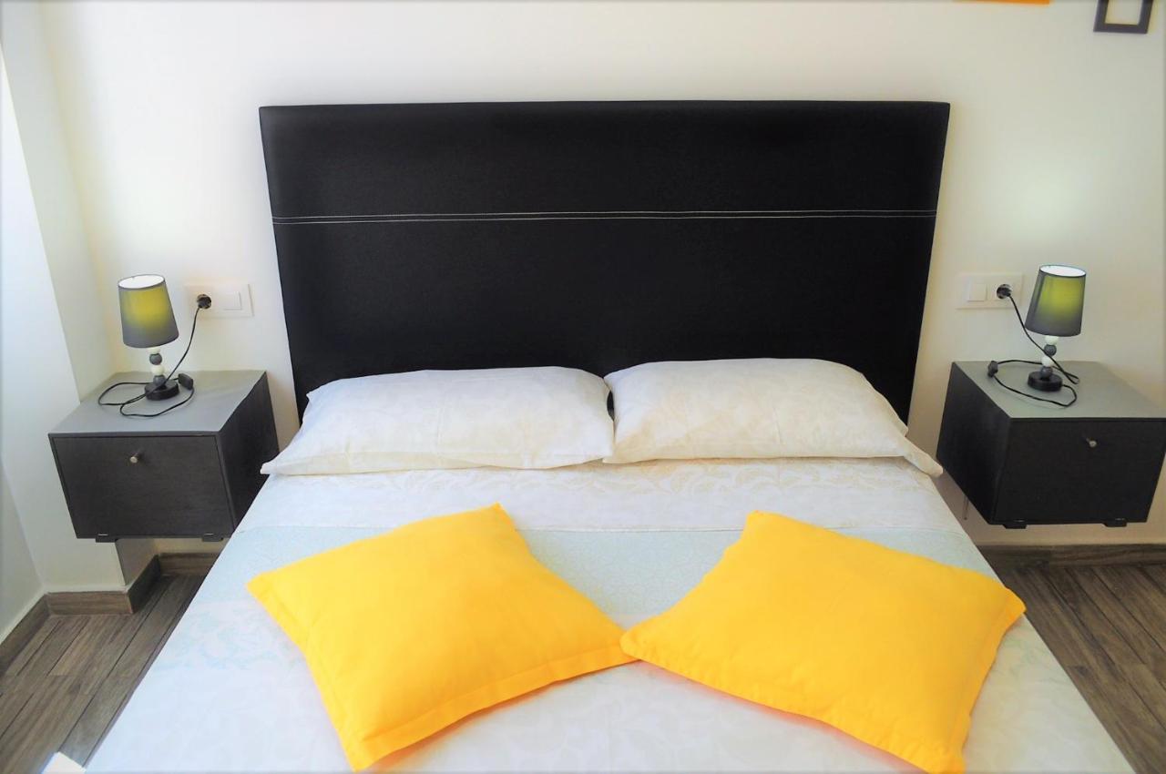 לוס כריסטיאנוס Cris Sol Apartments מראה חיצוני תמונה
